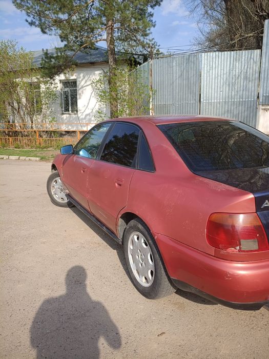 Ауди а4 продам  срочно