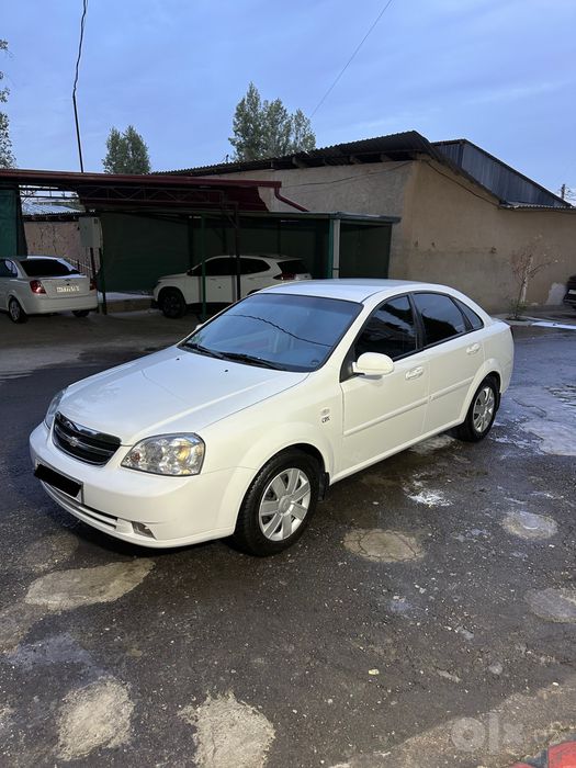 продается lacetti автомат