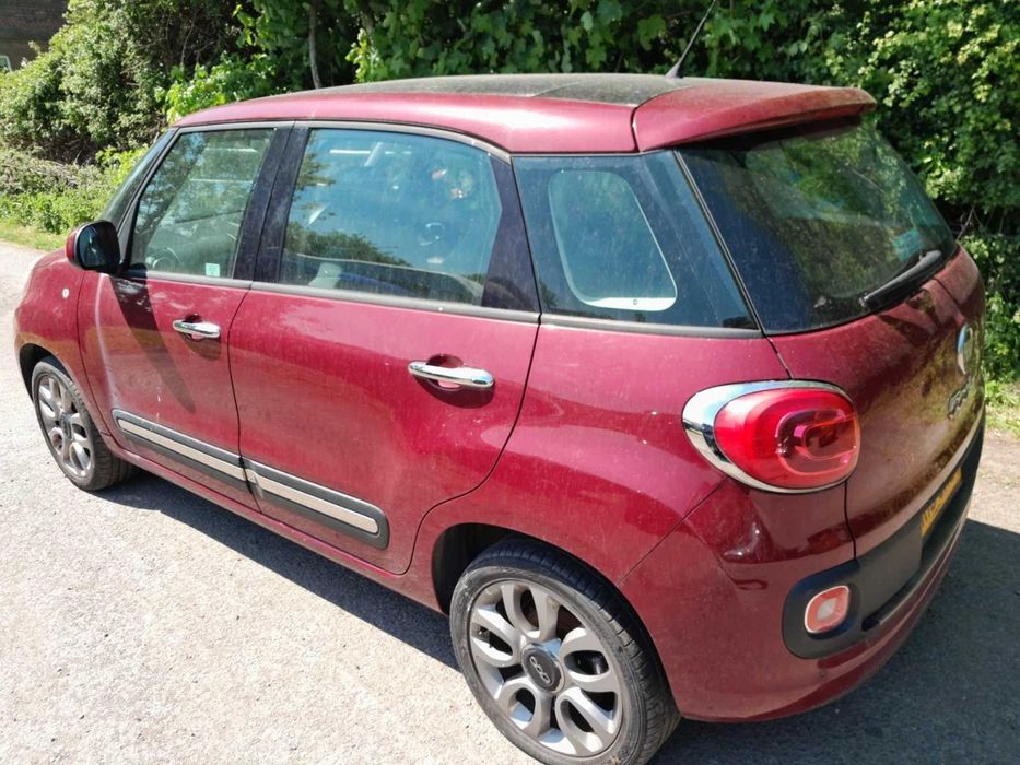 На части Fiat 500l 1.3d 2011 година