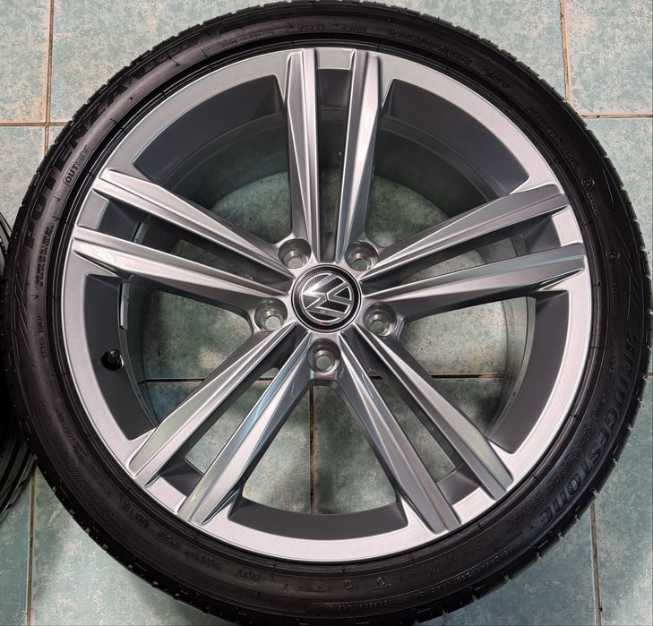 Roti/ jante aliaj R18 originale Vw Golf 7 8 Gti Gtd 225/40/18 vara