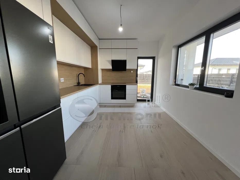 Casa individuala 4 camere, doua bai, transport public, Vorovesti, Comi
