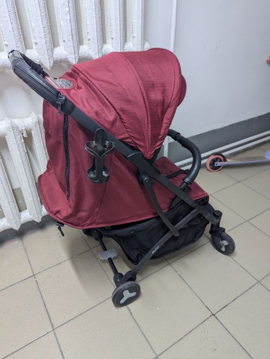 Продам детскую коляску M-Star
