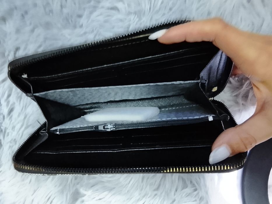 Portofel Guess pentru femei