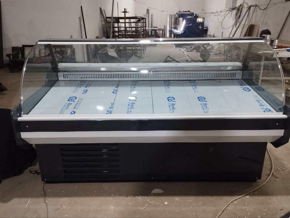 Витрина холодильник