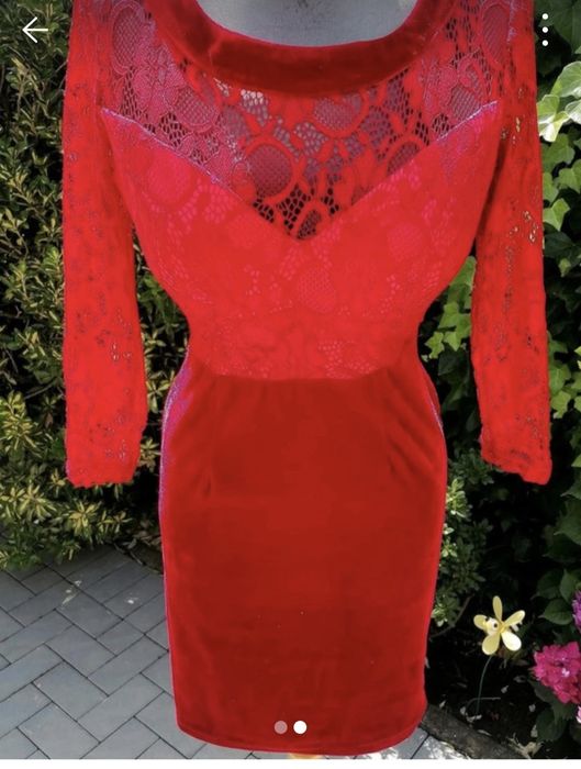 Rochie dantelă și catifea