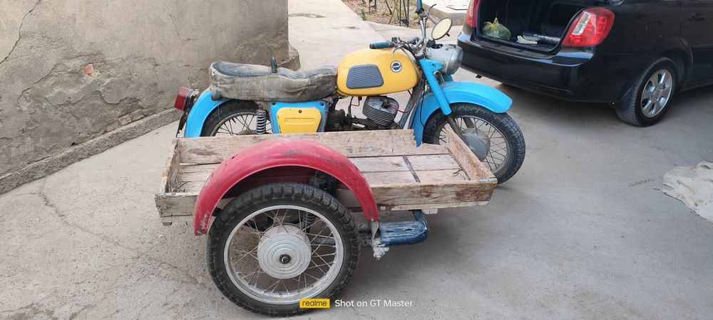 Иж планета сотилади