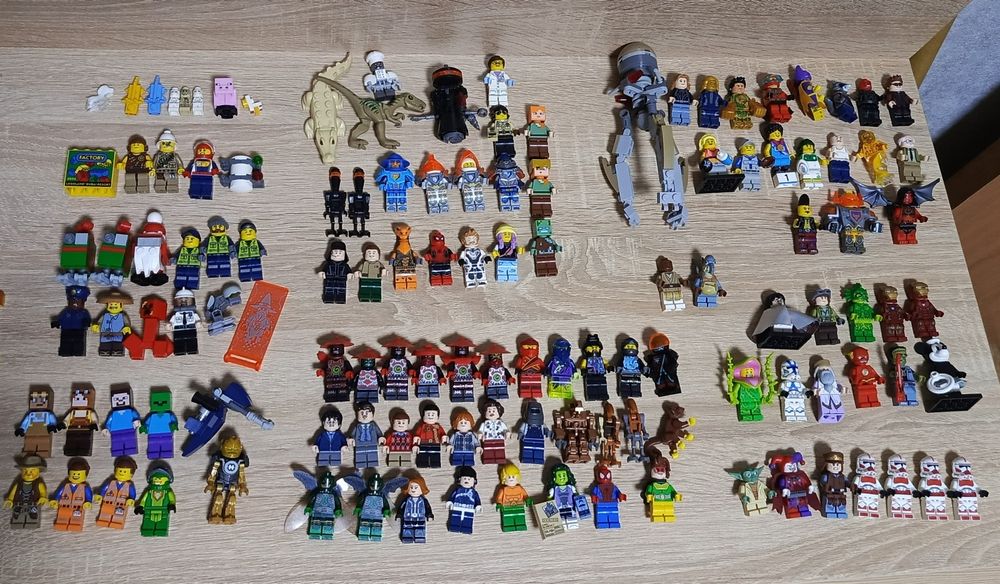 Lego minifigures