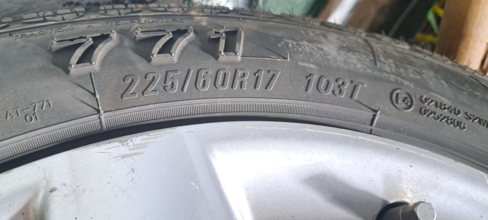 Продам комплект дисков с резиной