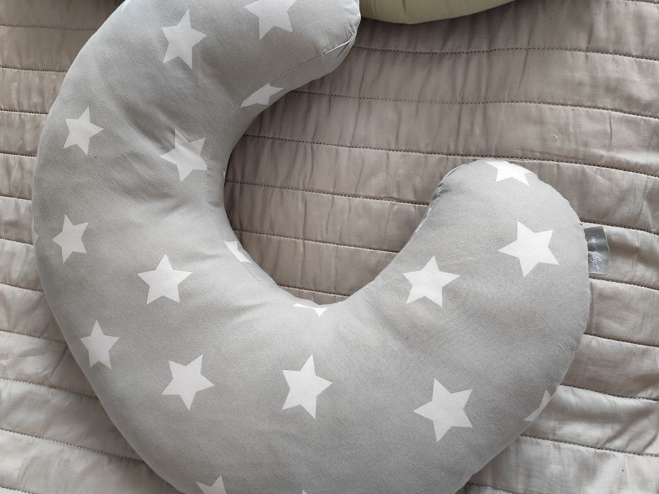 Възглавница за кърмене