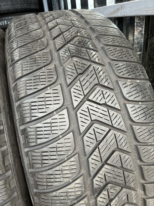 235/55/19 Пирели Зимни Run Flat