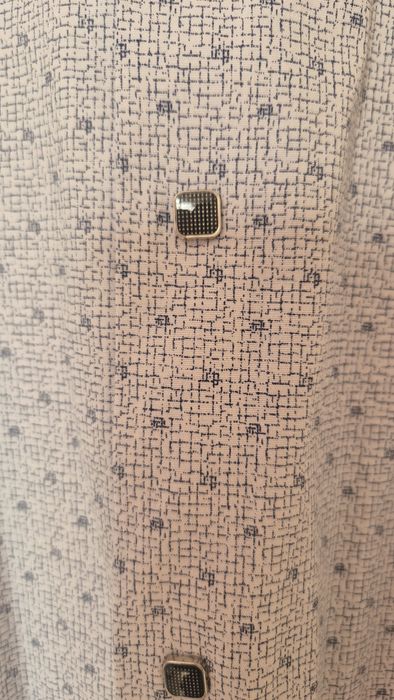 Продам мужскую рубашку