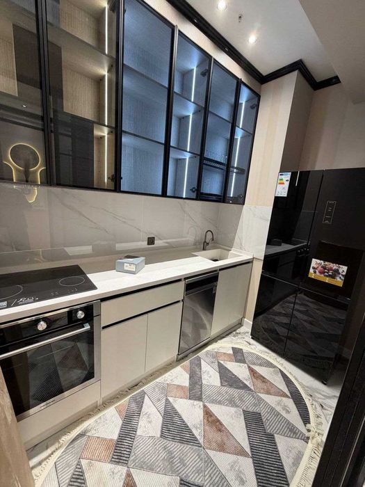 Продаю 2 ком ЖК NRG U-Tower Дружба Народов