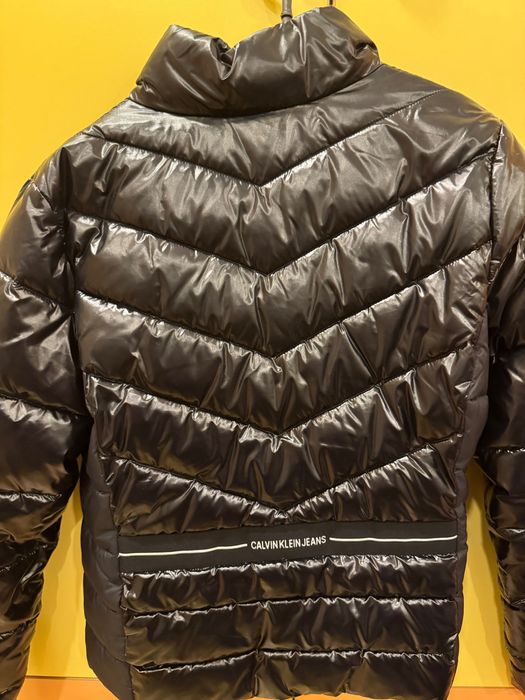 Зимно дамско яке Calvin Klein