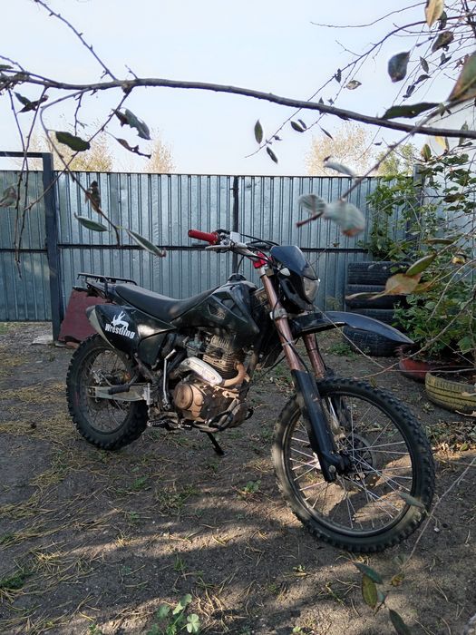 Продам эндуро 250