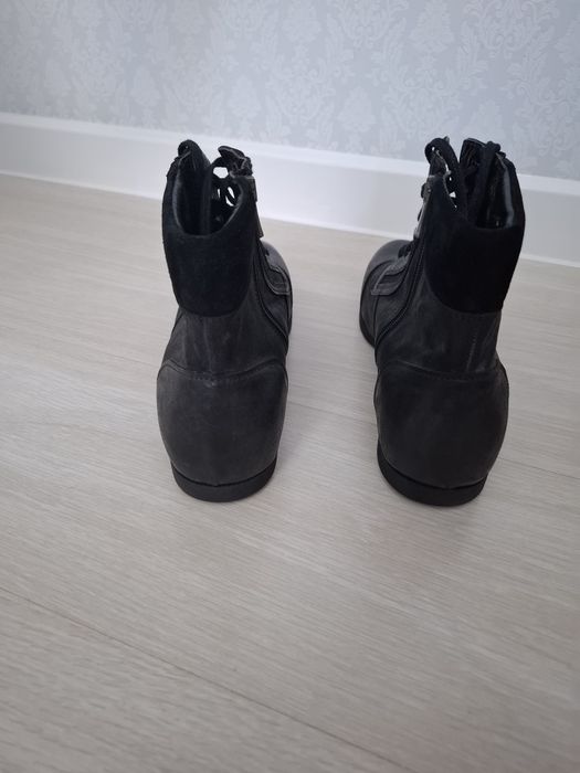 Продаются осенний сапоги