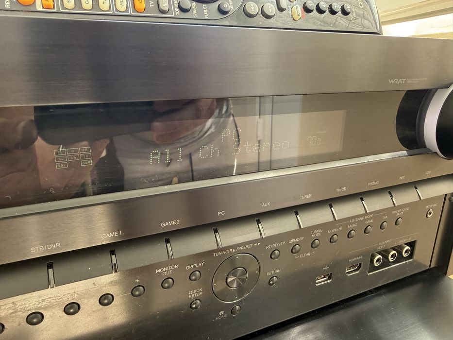 Onkyo TX-NR828 Bluetooth Wi-Fi