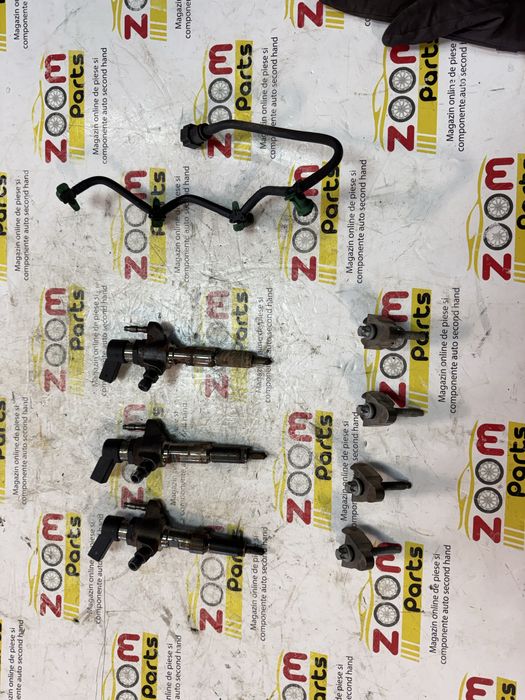 Injector Mazda Ford Peugeot Citroen 1,6 diesel Euro 5 cod 9802448680