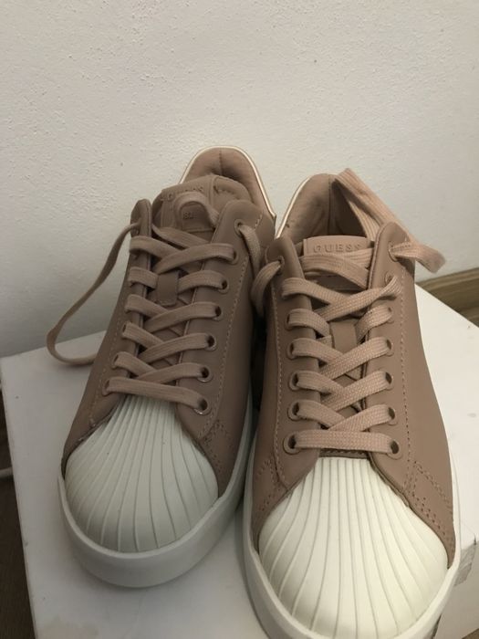 Adidasi Guess Noi