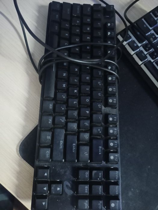 Продам мышку и клавиатуру