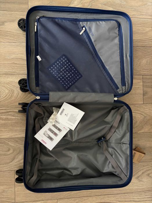 Куфар American Tourister Rejoy Spinner 55 см