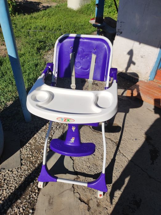 Детское кресло столик