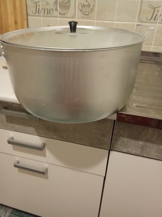 Продам казан  новый.