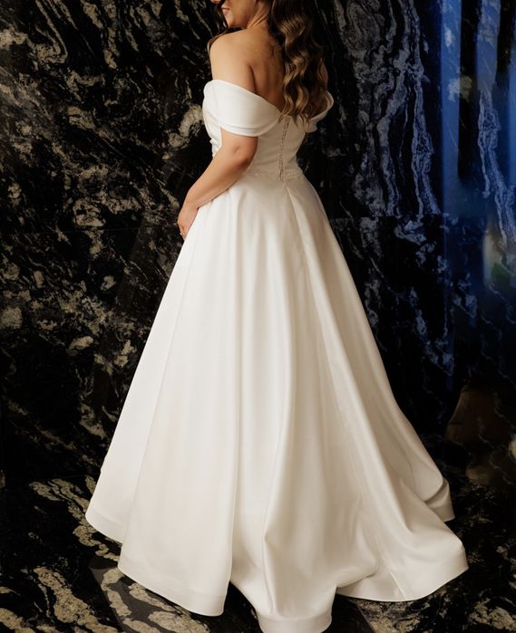 Rochie de mireasa din satin