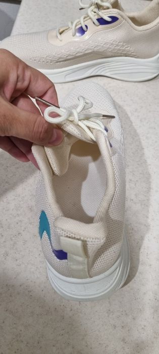 Кроссовки для физры