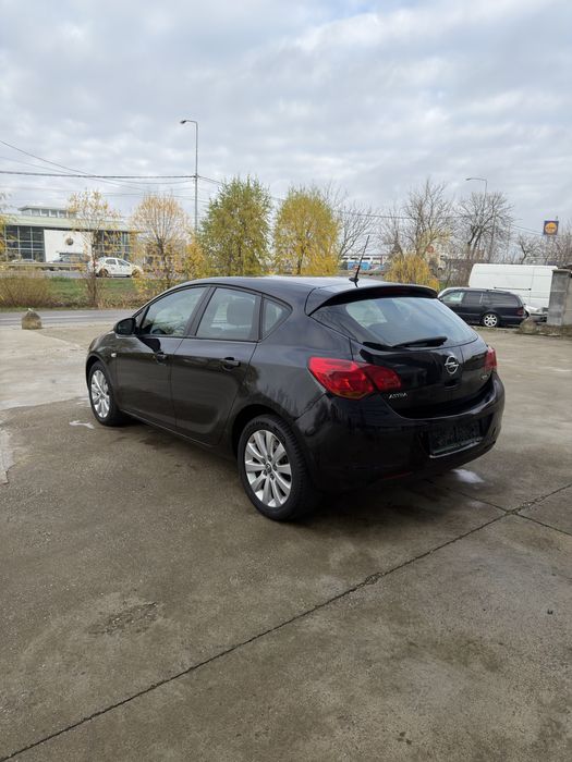 Opel Astra J 1.7 CDTI 2011 Euro 5