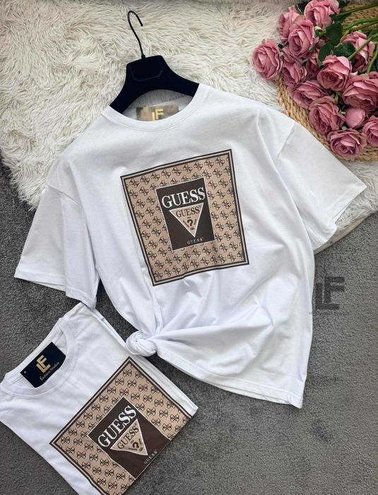 Ново! Тениски Guess, Miu Miu оверсайз модели в различни цветове