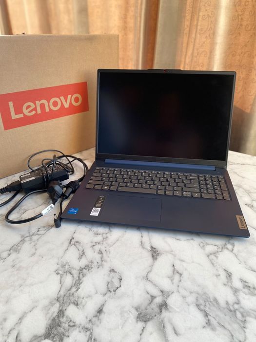 Vand Laptop Lenovo