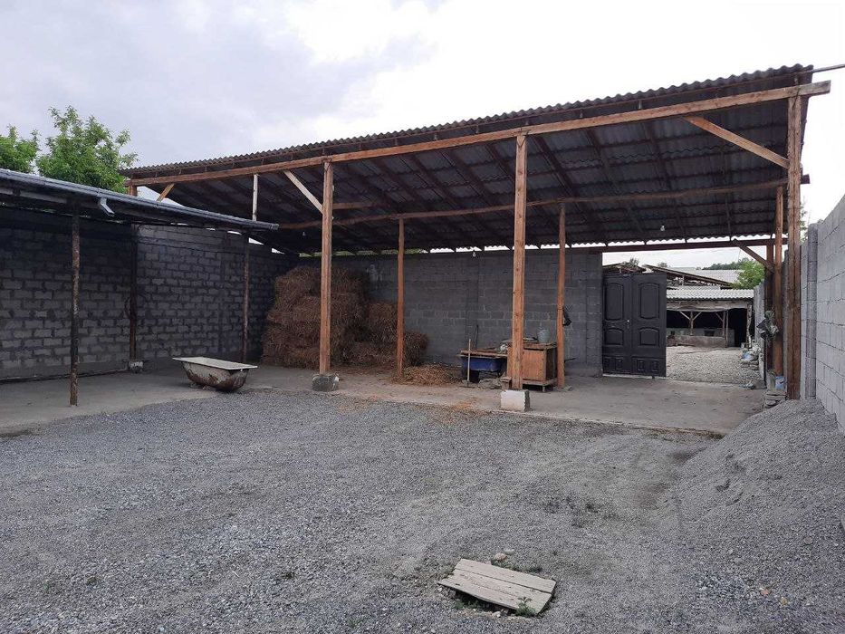 7 сотихли ховли Уй сотилади.