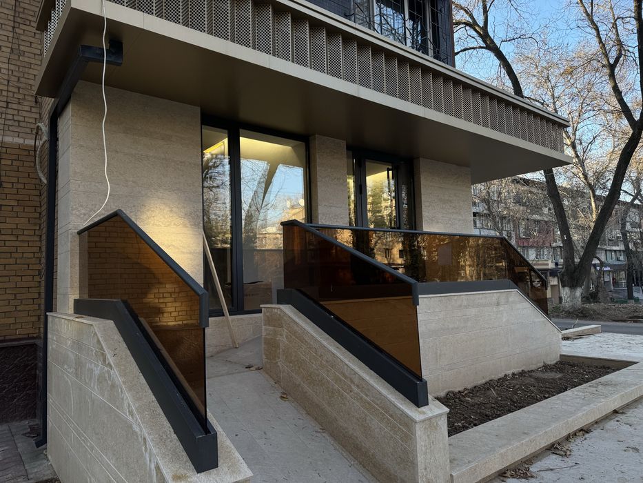 Perilla 10 mm kalyoniy oynadan