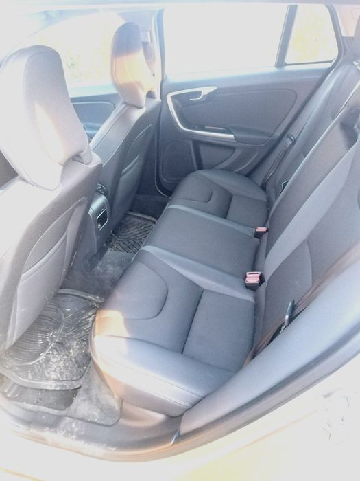 Volvo V60 2.0 2015 euro6