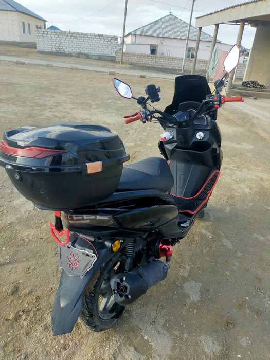 Макси мапед175куб,