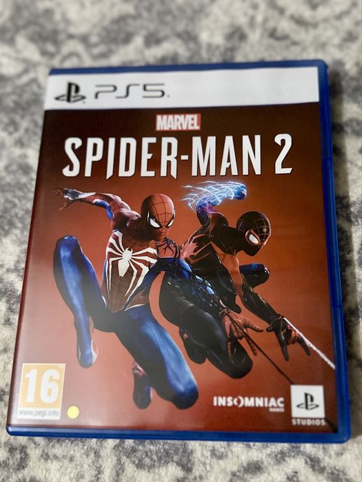 PS5 editia cu cd,jocuri si casti