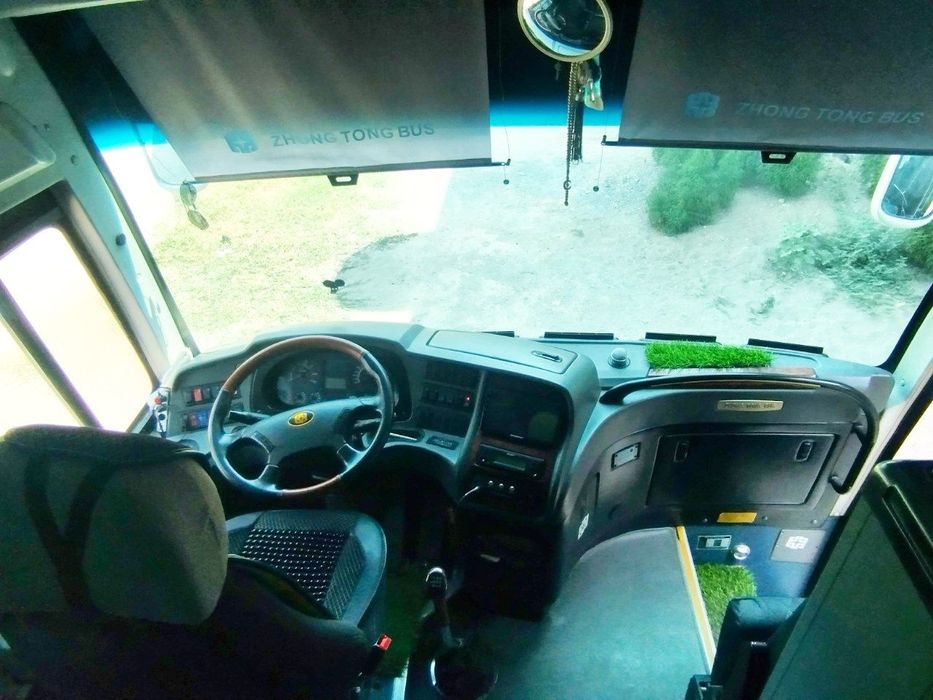 Zhonh Tong avtobus sotiladi