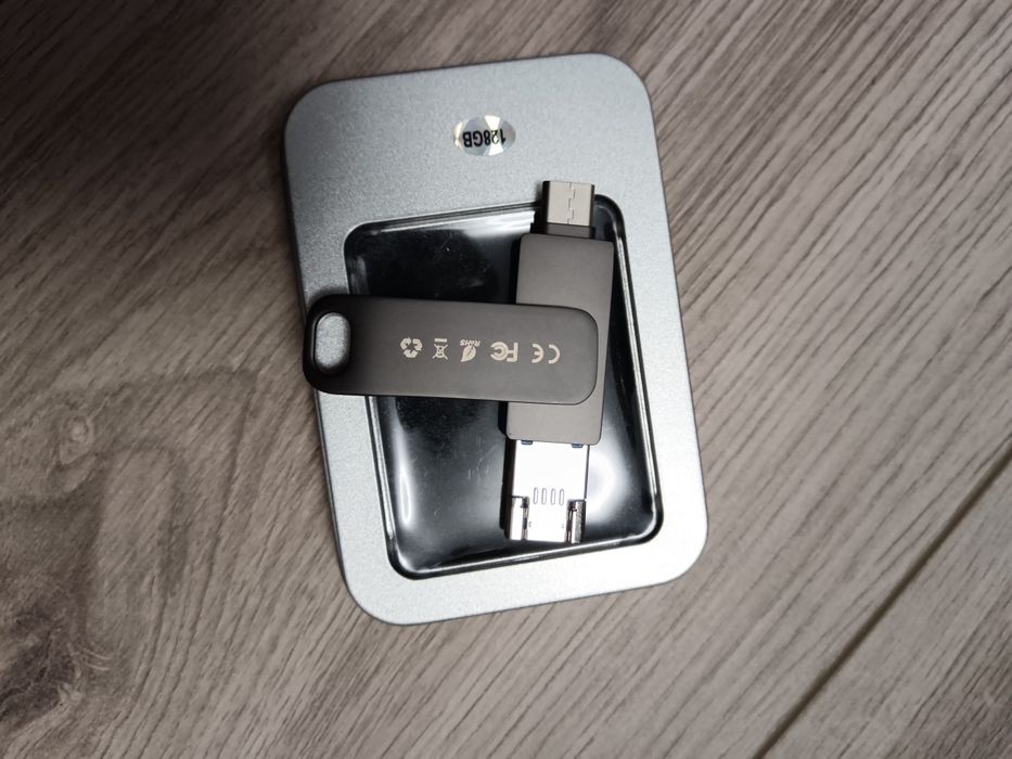 Stick Memorie USB-Typ C Yourz 128gb nou