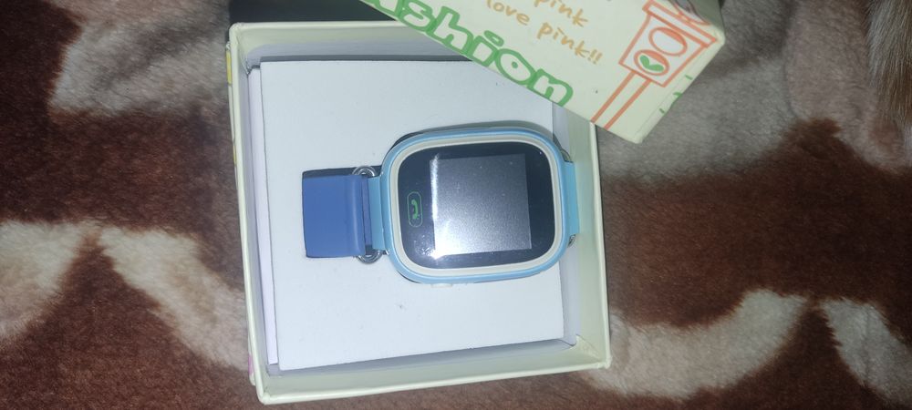 Продам  gps часы