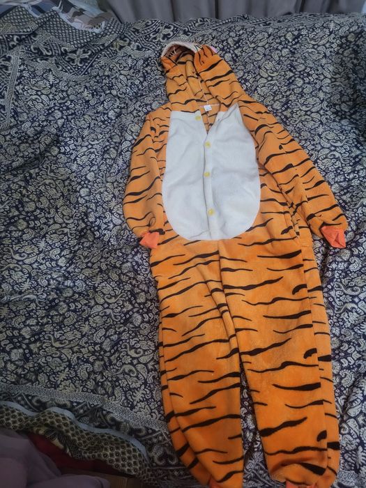 Продам комбинезон