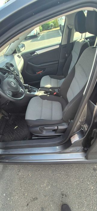 Volkswagen Jetta 1.4 TSI Hybrid DSG Comfortline • 2013 • Automată