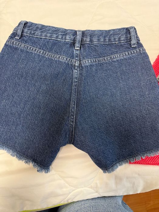 Детски дънки Guess за момиче