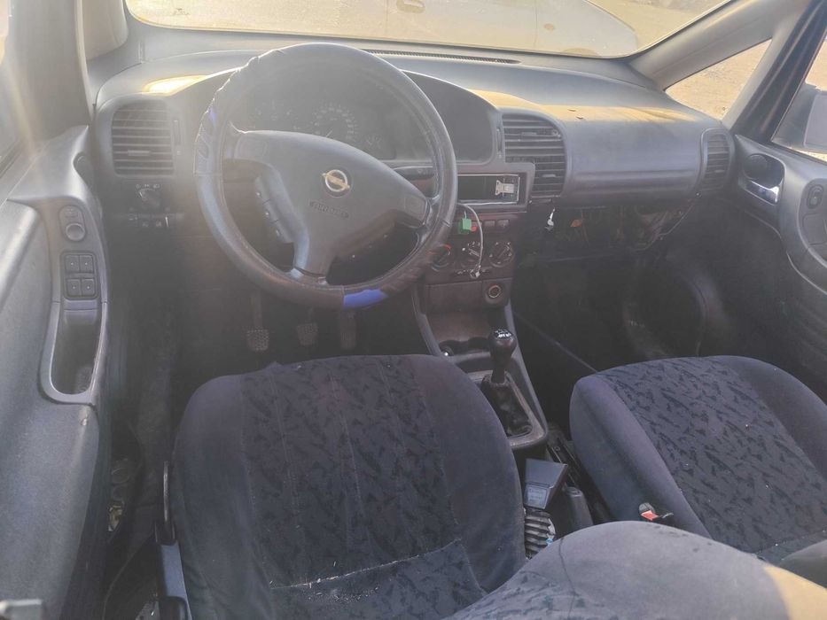 Opel Zafira 2.0 дизел - 82к.с - 2000г. на части