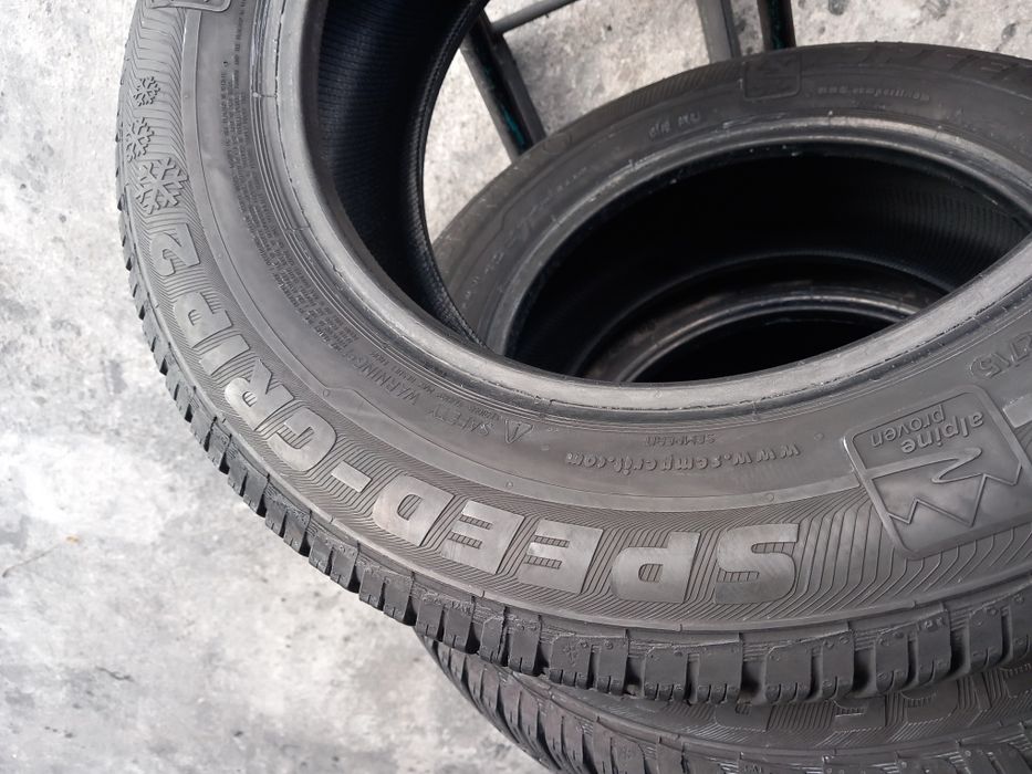 Semperit 215 60 r16 iarna