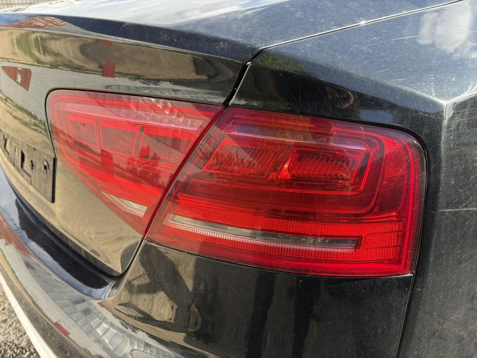 Европейски стопове Audi A8 D4 ауди а8