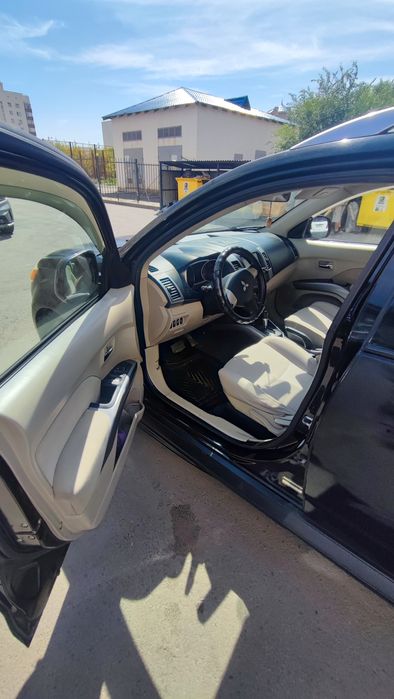 Продам Mitsubishi Outlander 2009 года