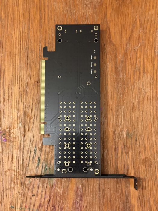 Adaptor PCIe - NVMe / SATA