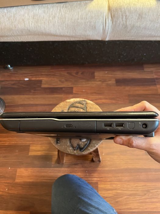 Laptop HP Compaq Presario CQ71 - pentru piese