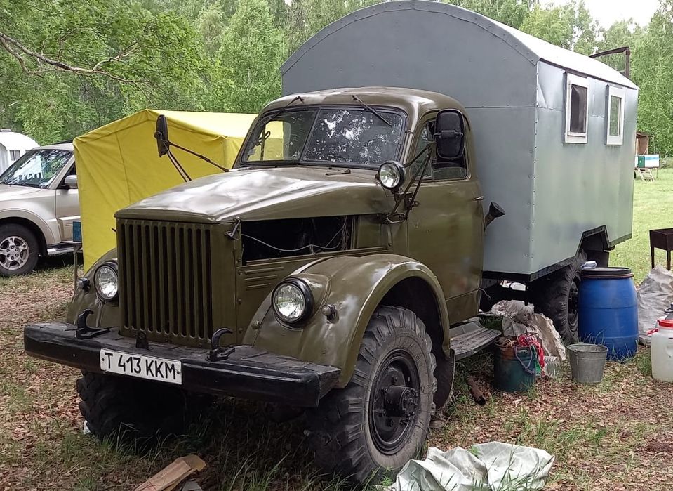 Продам  автомобиль ГАЗ 63