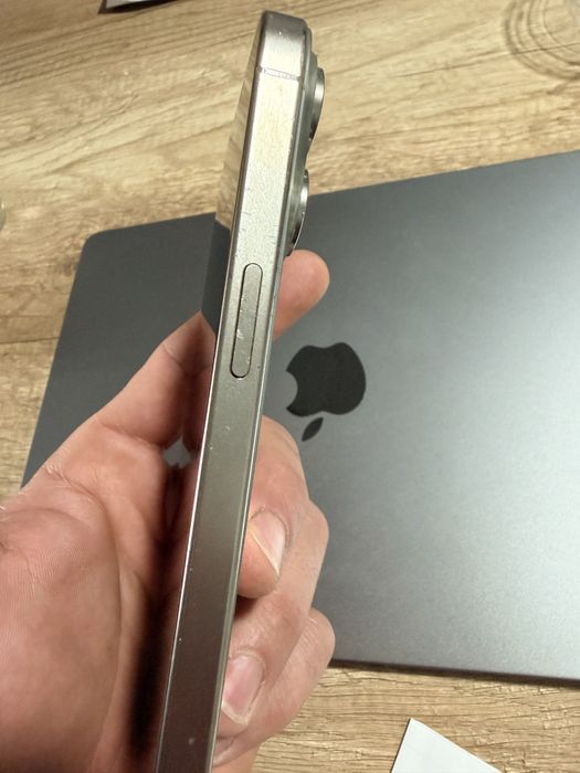 Iphone 15 pro max 256gb natural